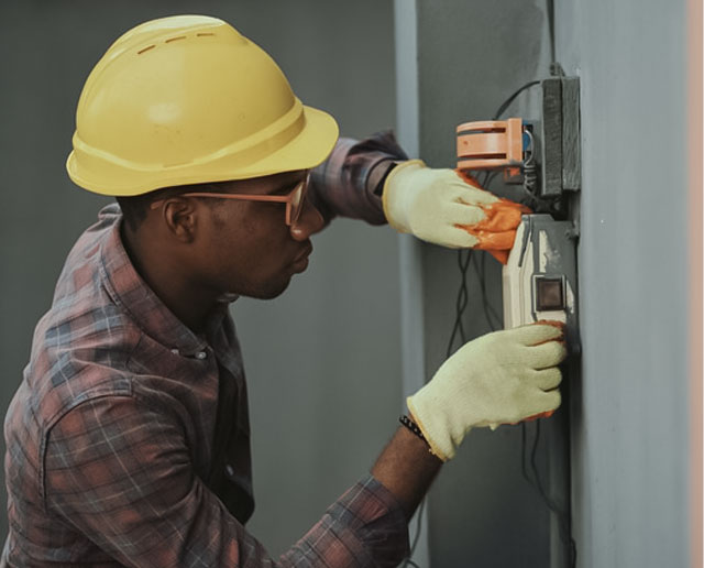 Chuveiro Elétrico em Atibaia: Instalação, Manutenção e Segurança com Eletricista carlos silva